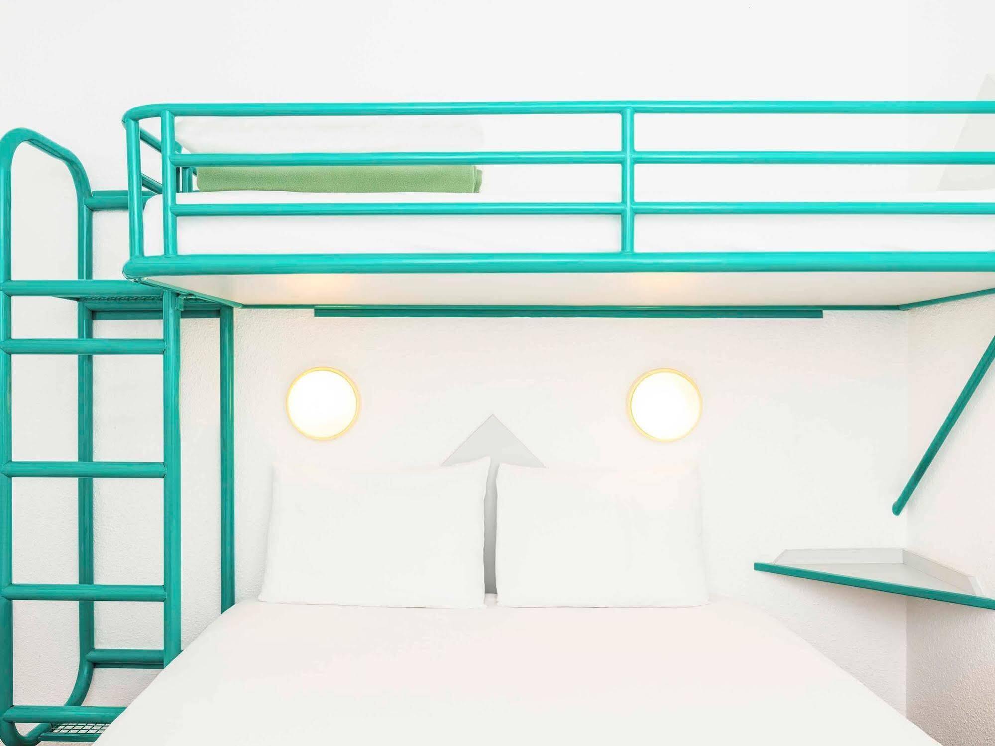 Ibis Budget Paris Porte D'Italie Est Le Kremlin-Bicêtre Esterno foto